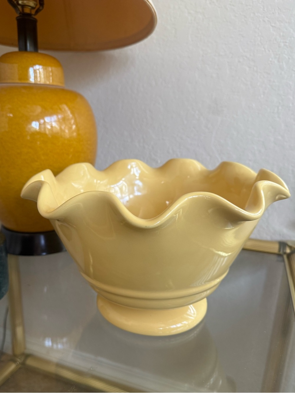 CRATE & BARREL Yellow Fluted-Edge Ceramic Serving Centerpiece Bowl